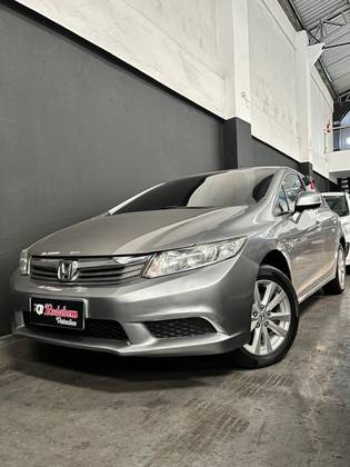 HONDA CIVIC 1.8 LXS 16V FLEX 4P AUTOMÁTICO